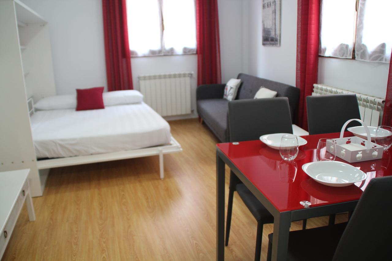Apartamentos San Lazaro Ескарай Екстериор снимка